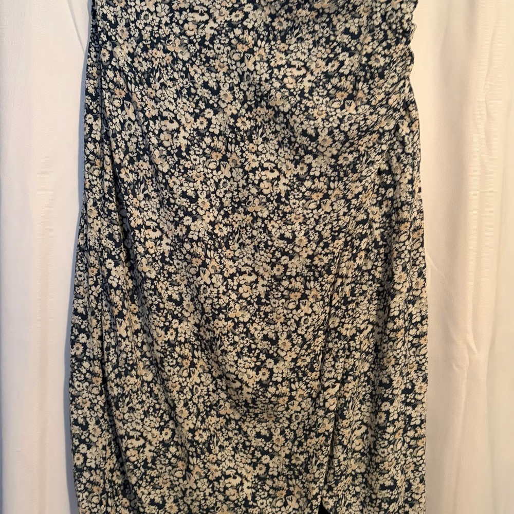 Abercrombie & Fitch green‎ and White Floral A-Line Skirt